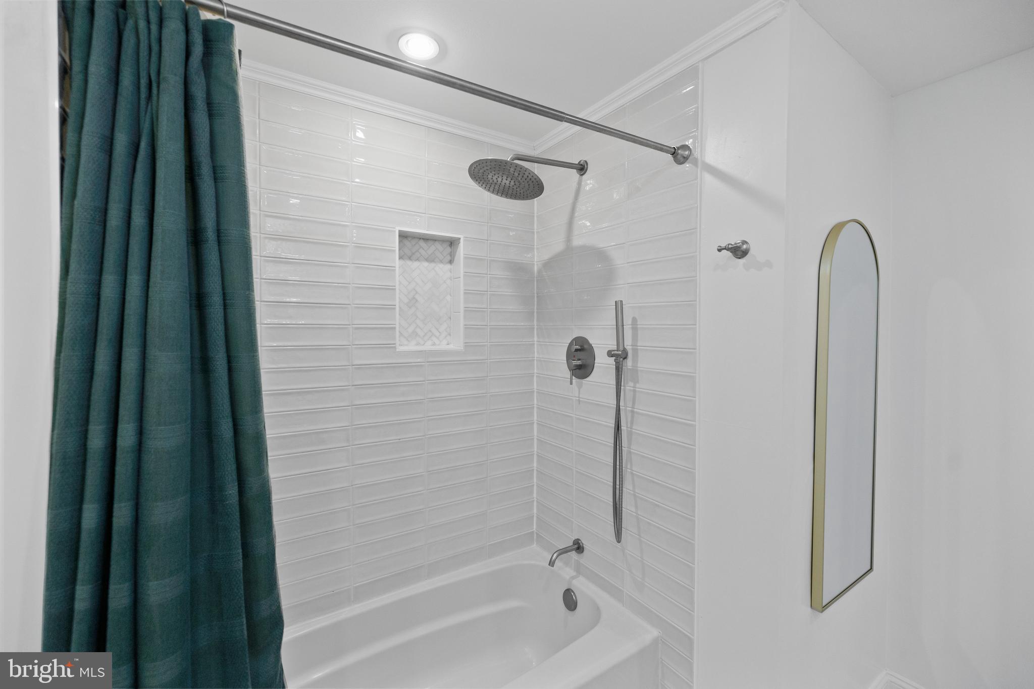 CAMERON STATION - Residential