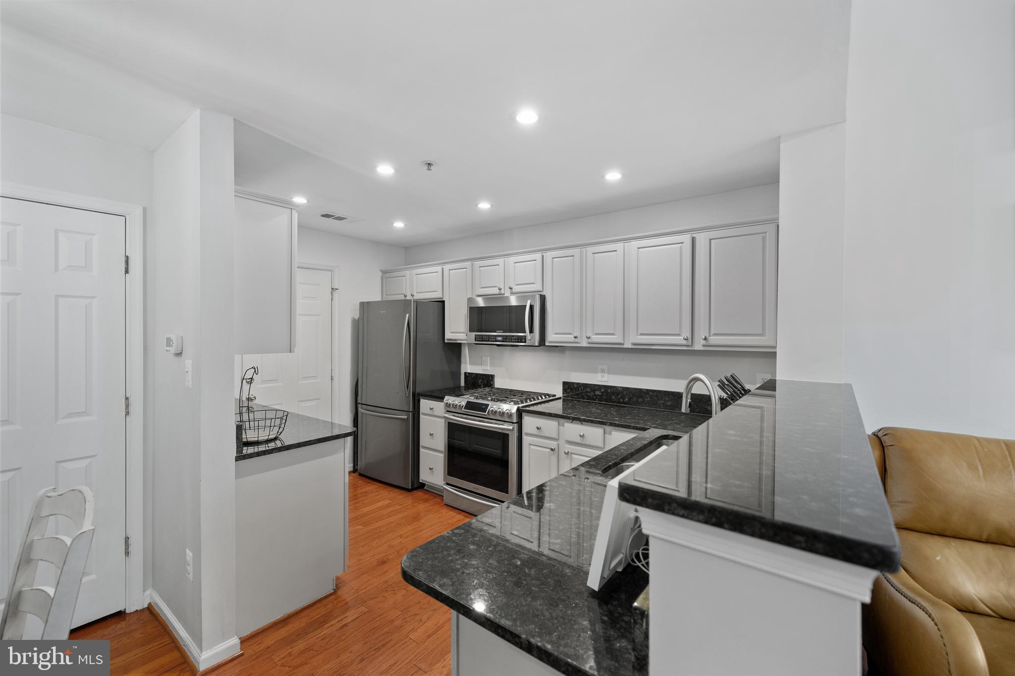 CAMERON STATION - Residential