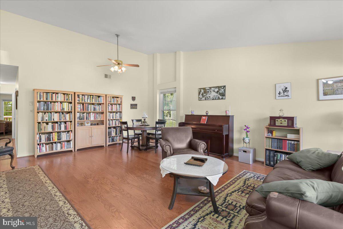 HERITAGE HARBOUR - Residential