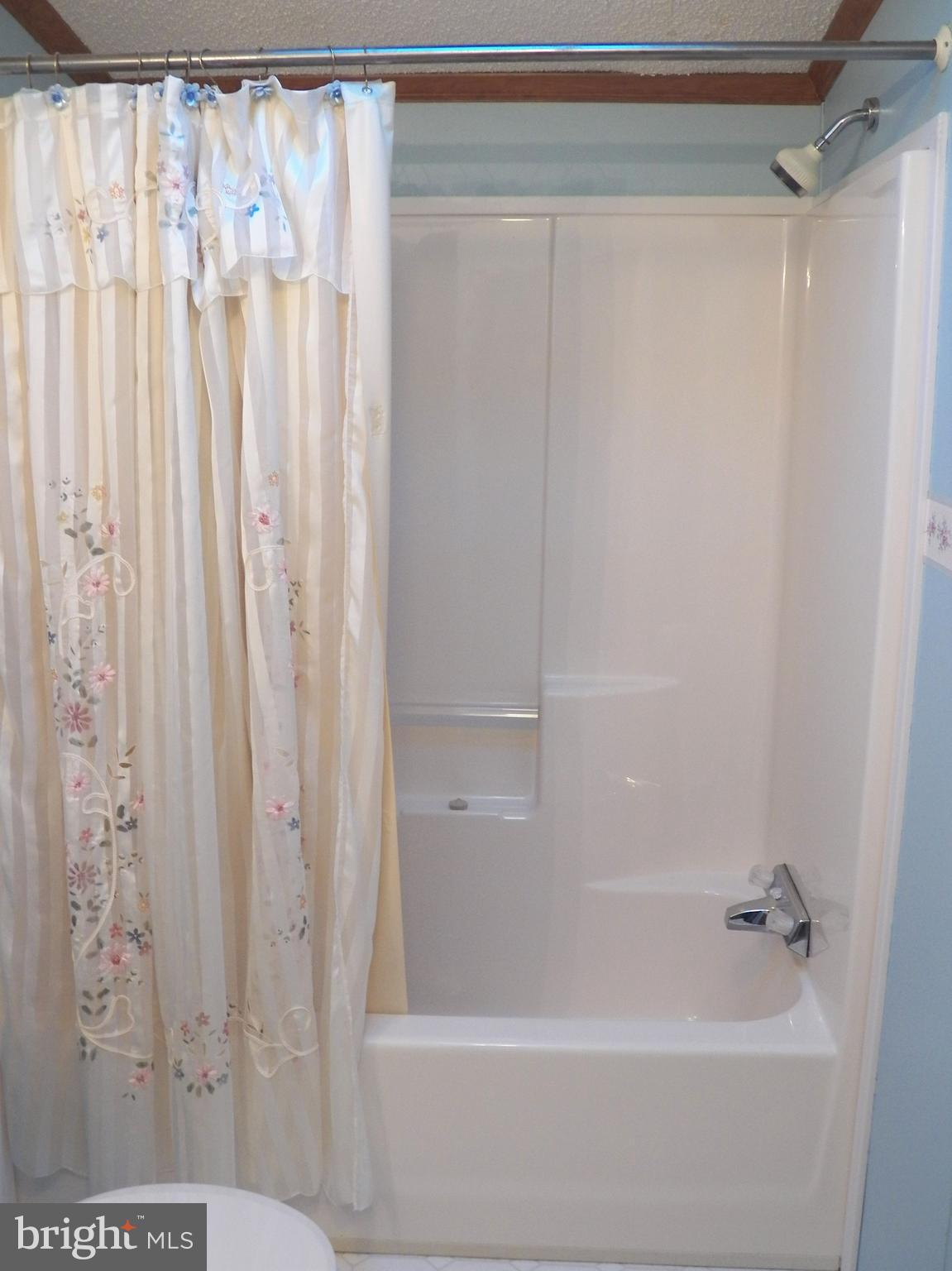 GREEN ACRES - Residential