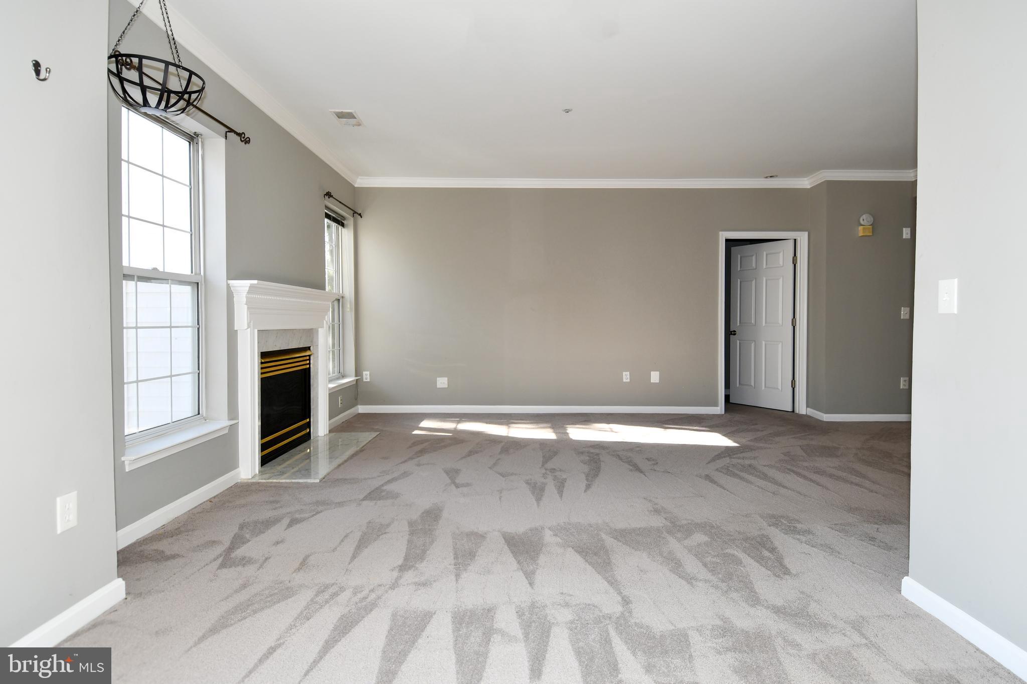 FOUNDERS WALK - Residential Lease