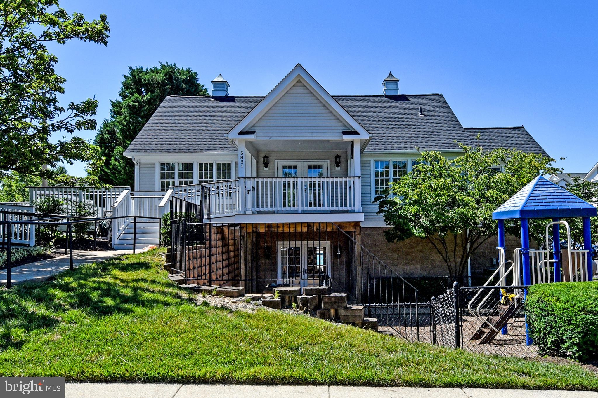 FOUNDERS WALK - Residential Lease