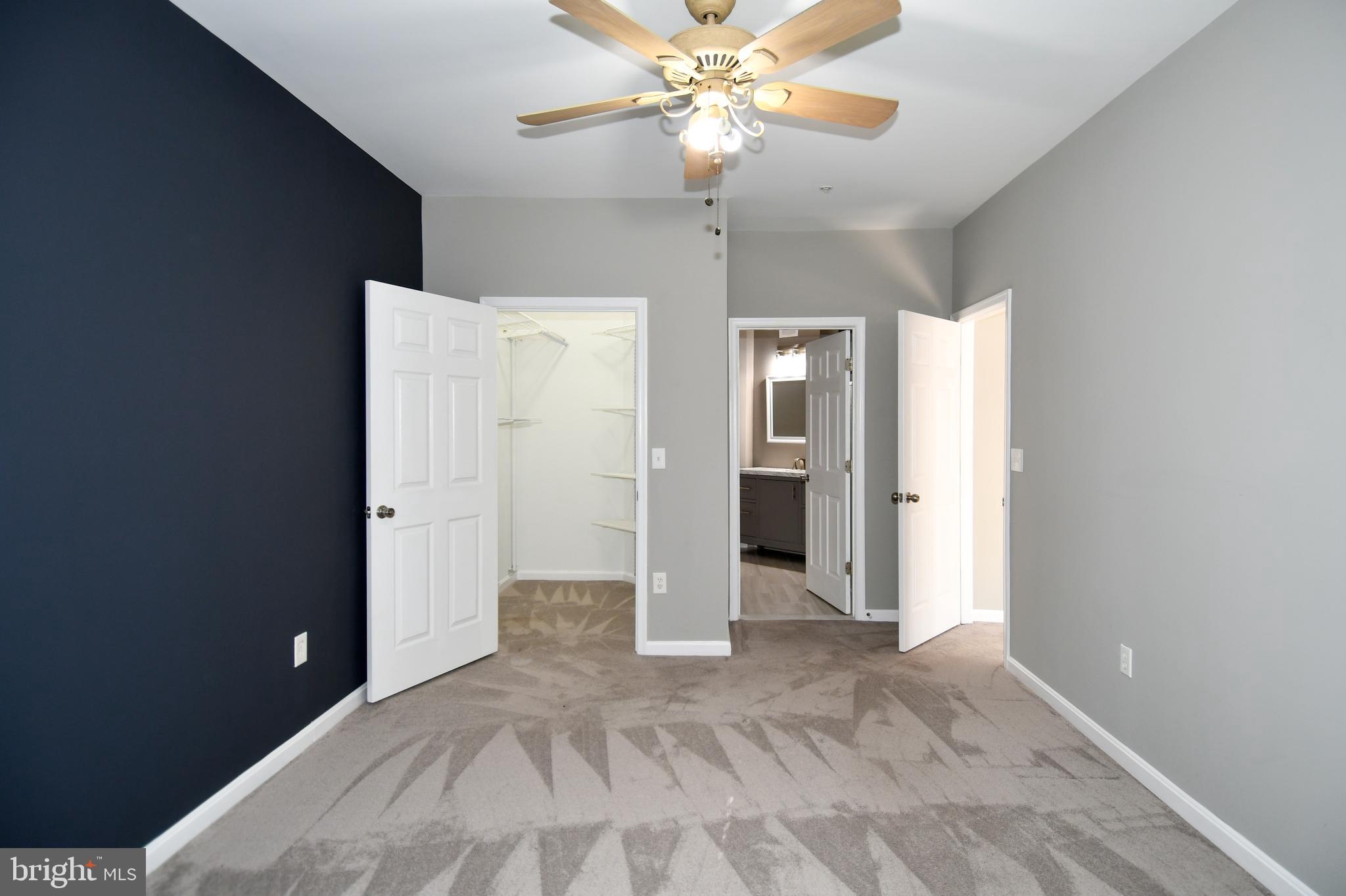 FOUNDERS WALK - Residential Lease