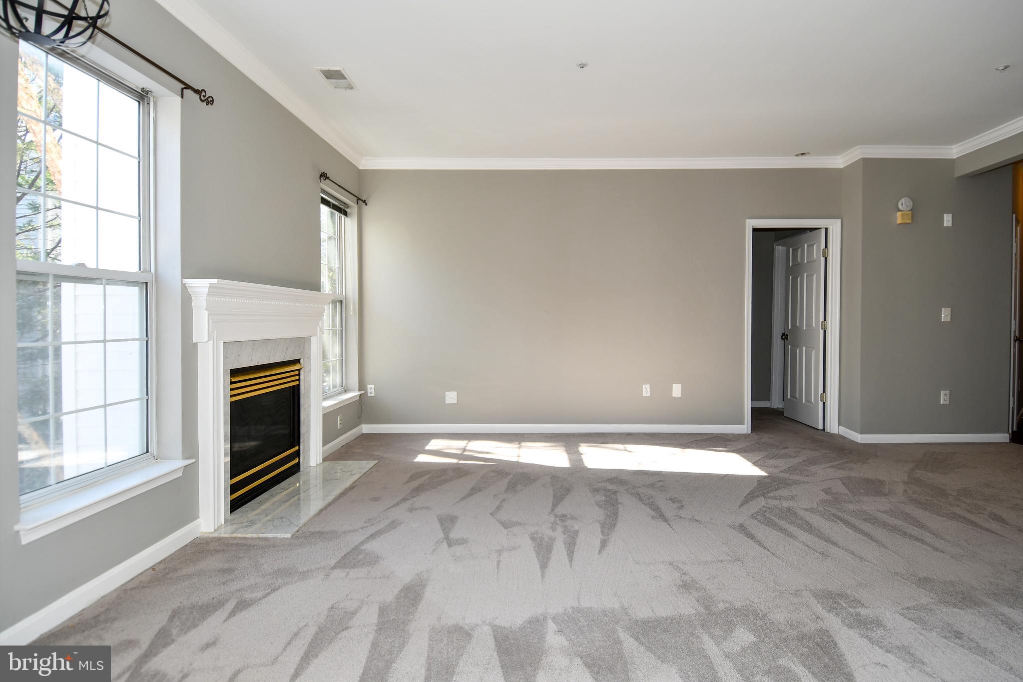 FOUNDERS WALK - Residential Lease