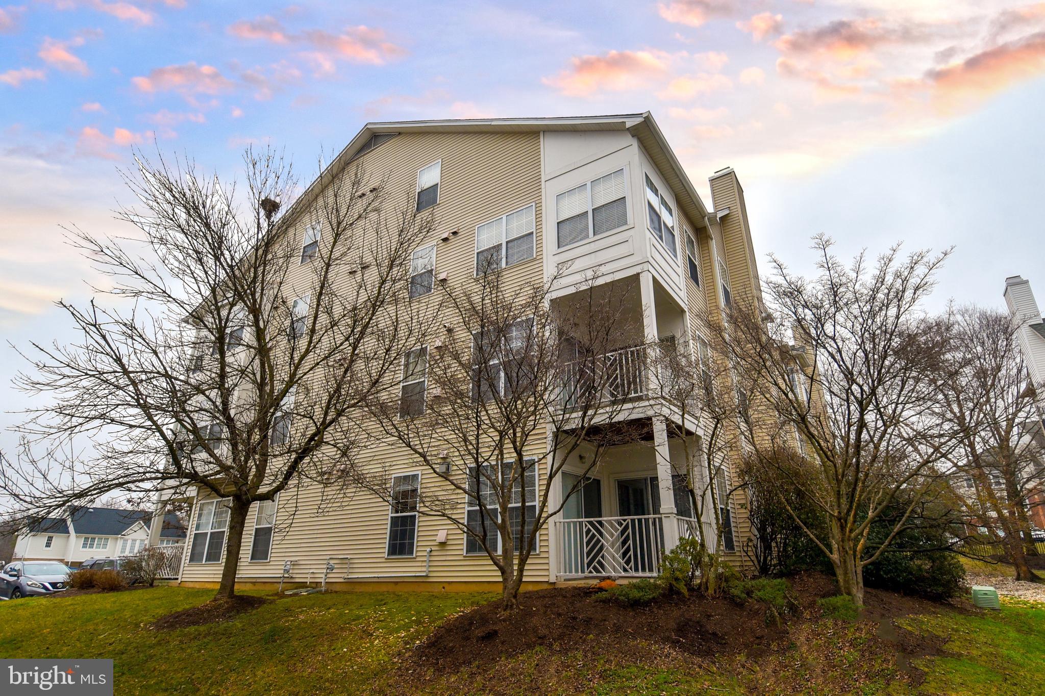 FOUNDERS WALK - Residential Lease