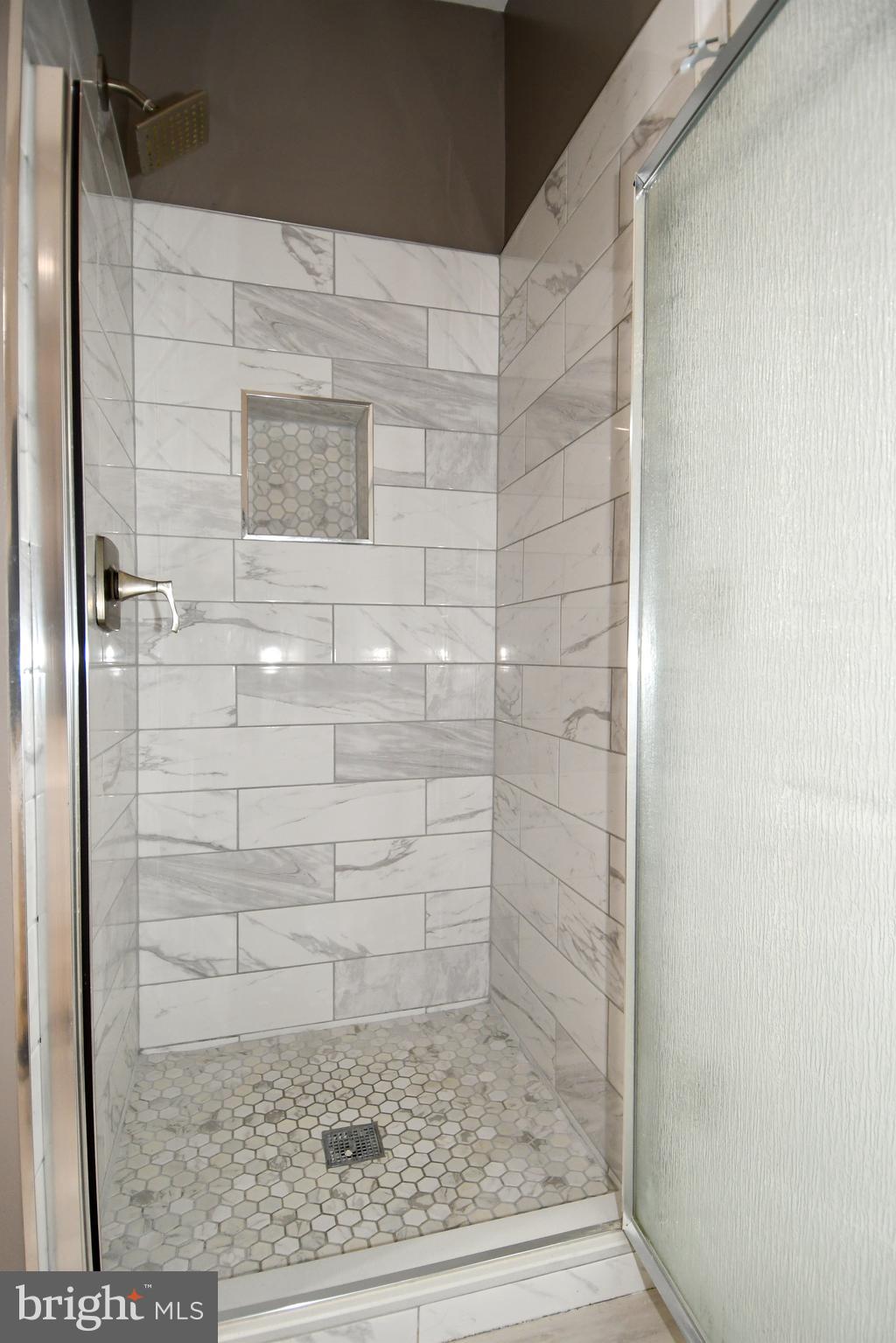 FOUNDERS WALK - Residential Lease