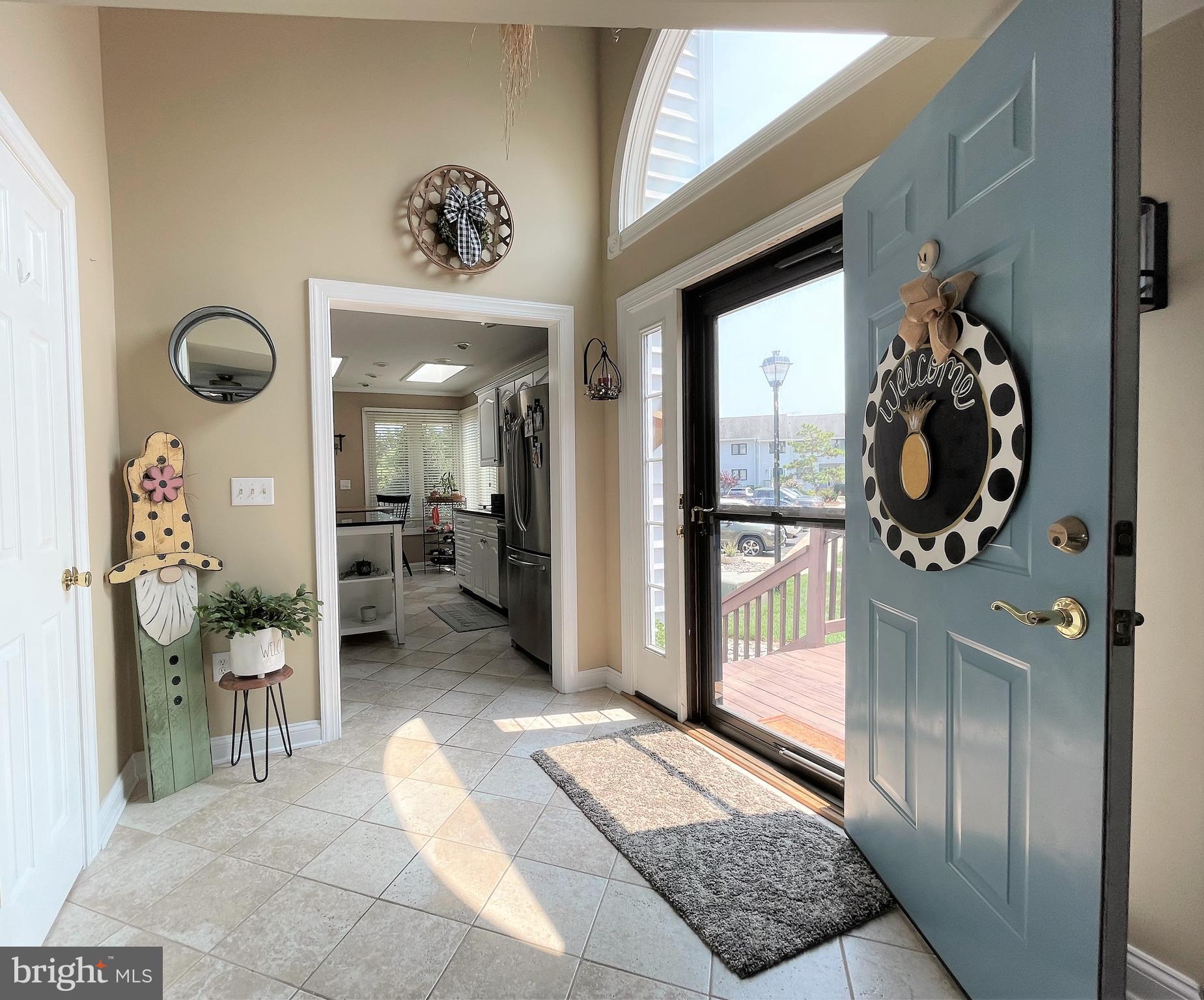 THOMPSON CREEK CONDOS - Residential