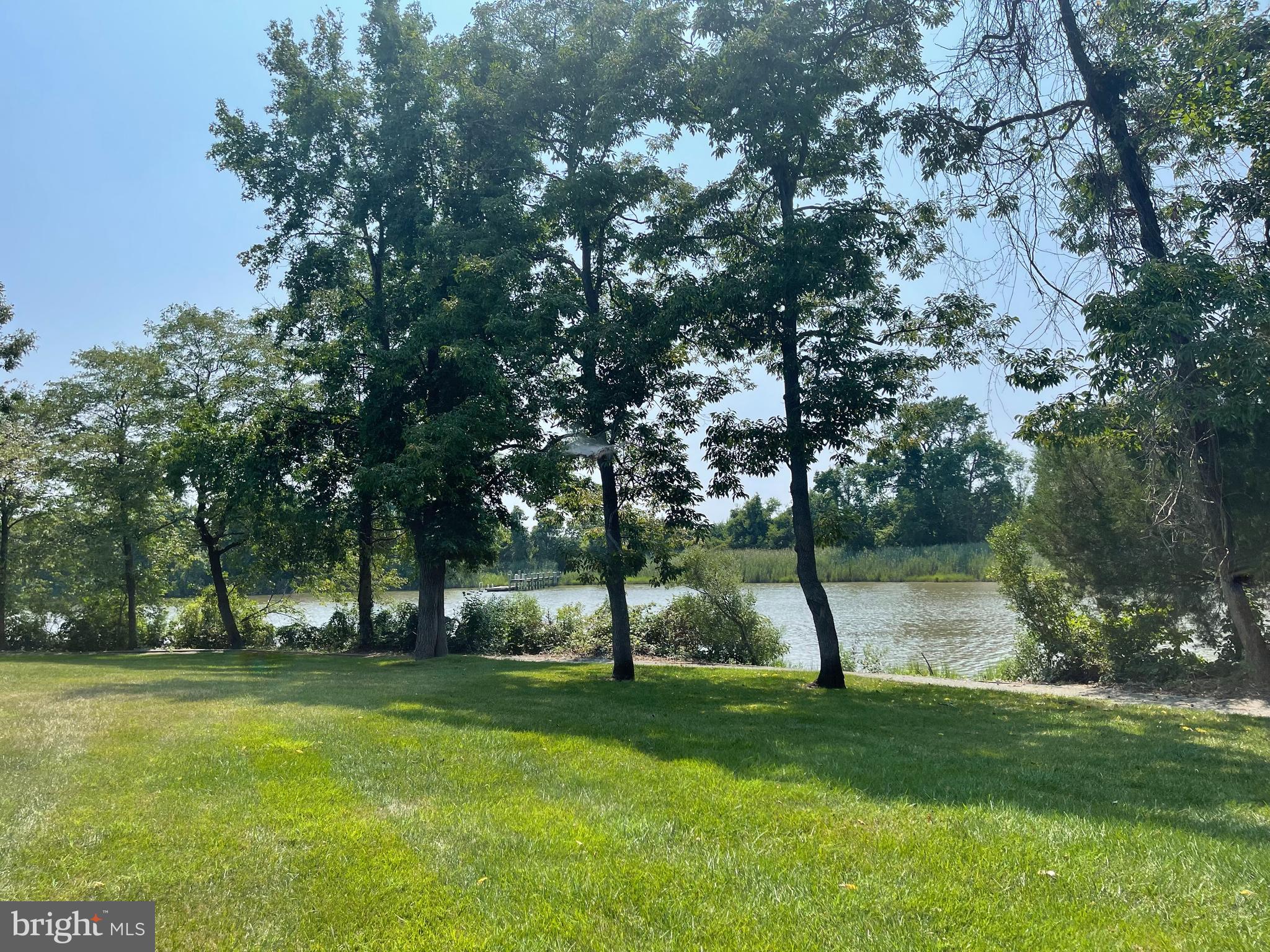 THOMPSON CREEK CONDOS - Residential