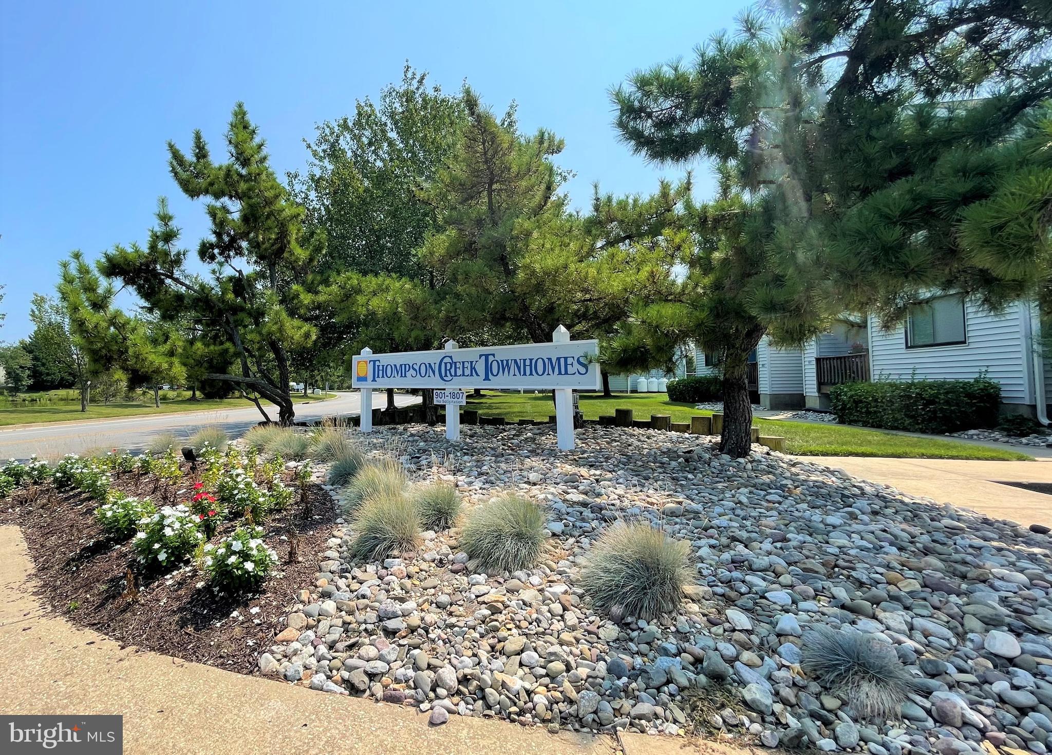 THOMPSON CREEK CONDOS - Residential