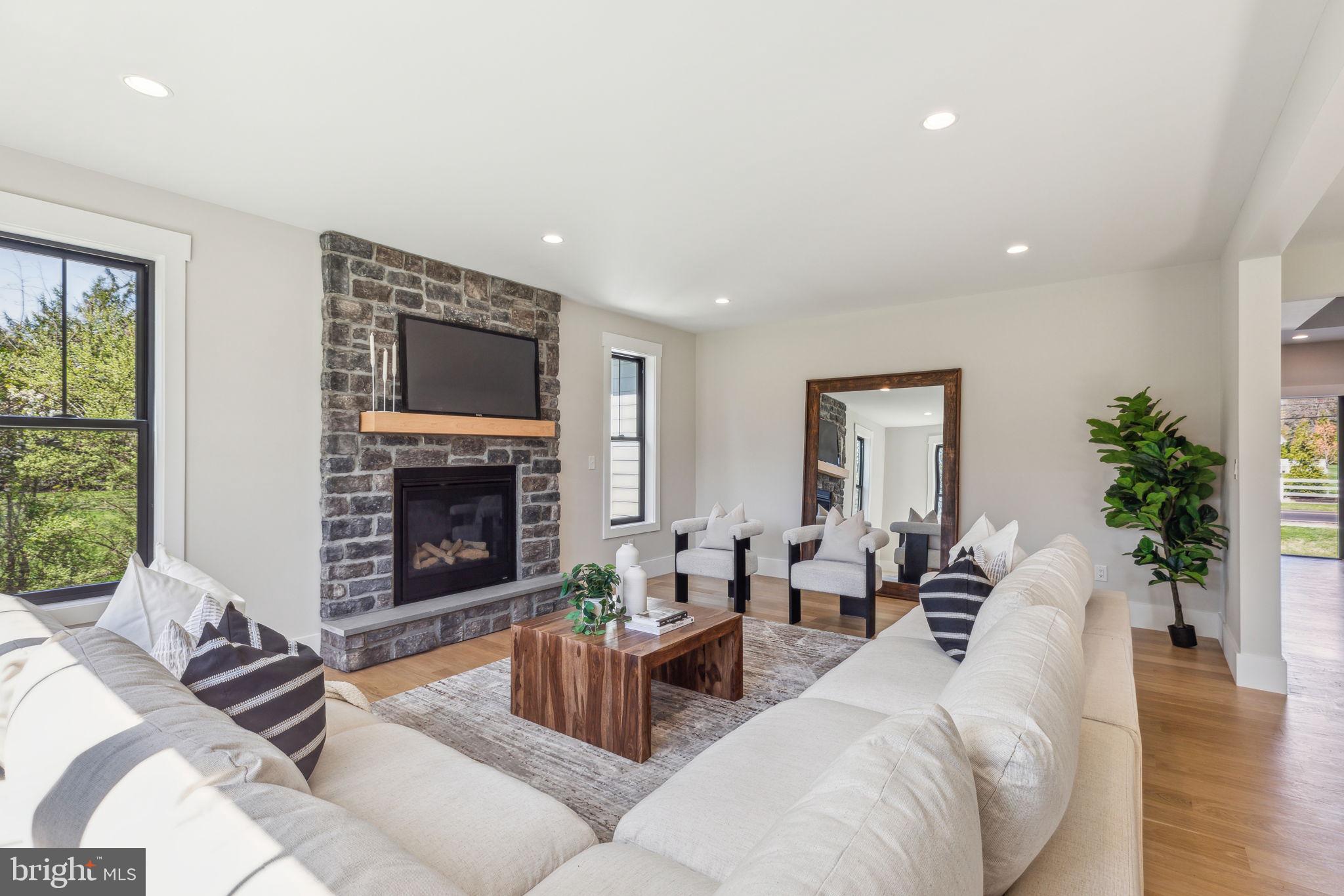 BLUE BELL - Residential