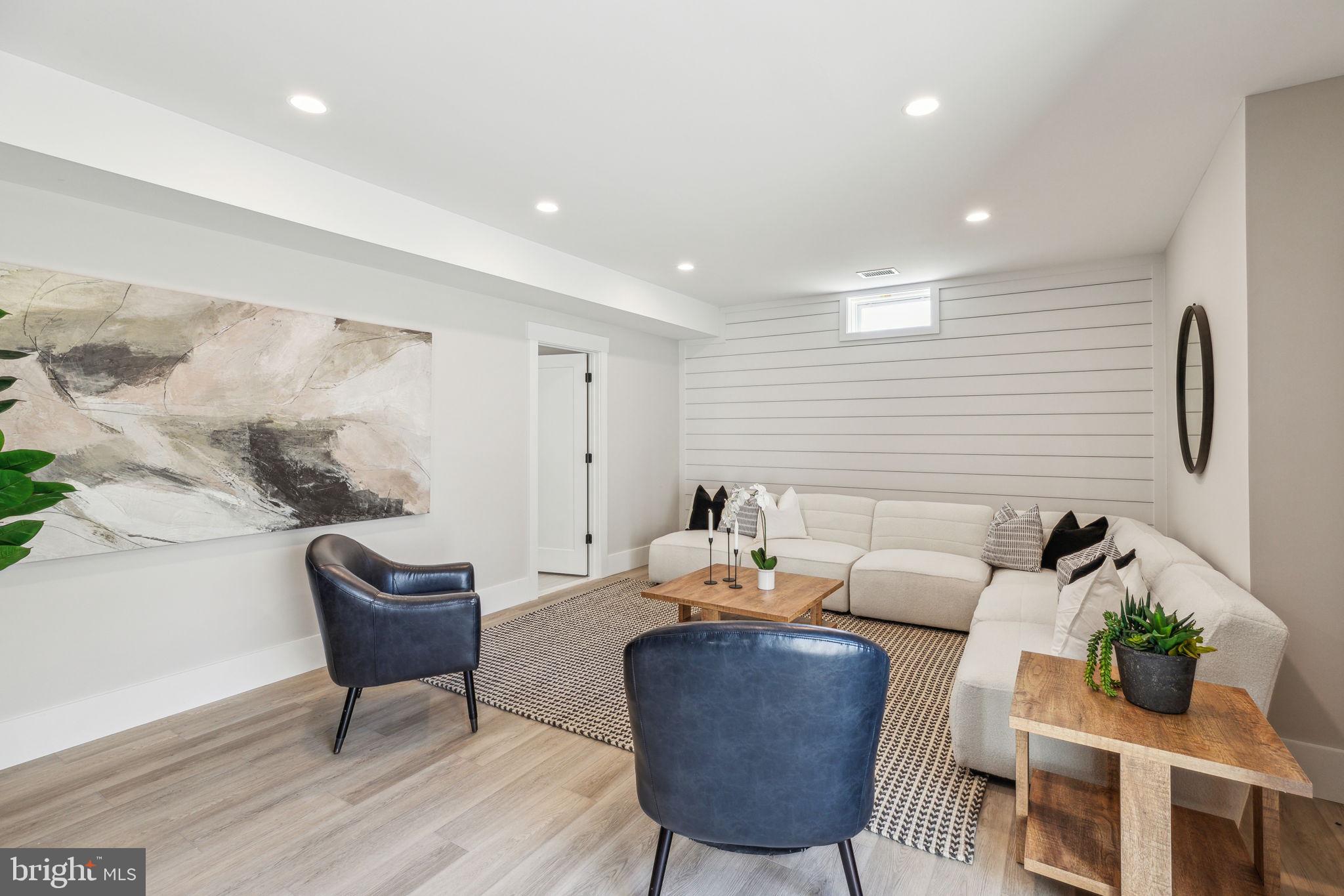 BLUE BELL - Residential