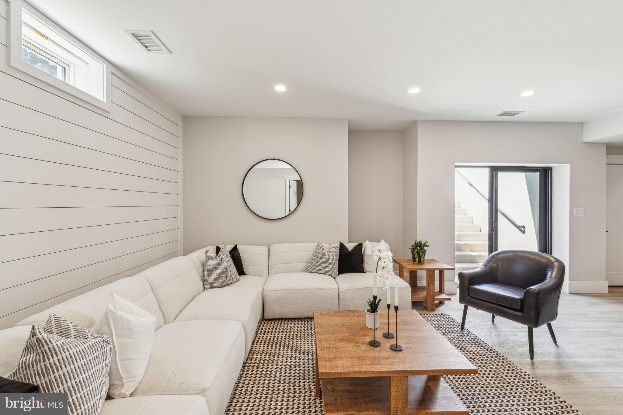 BLUE BELL - Residential