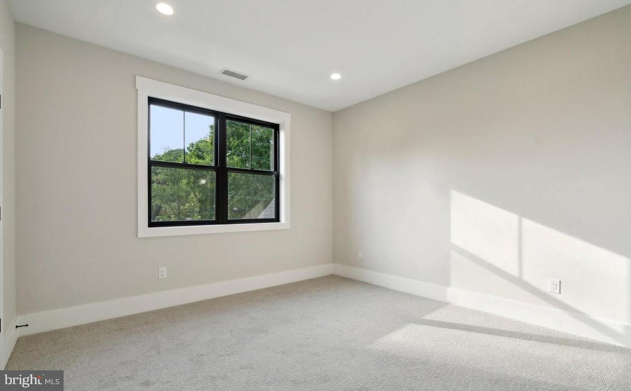 BLUE BELL - Residential