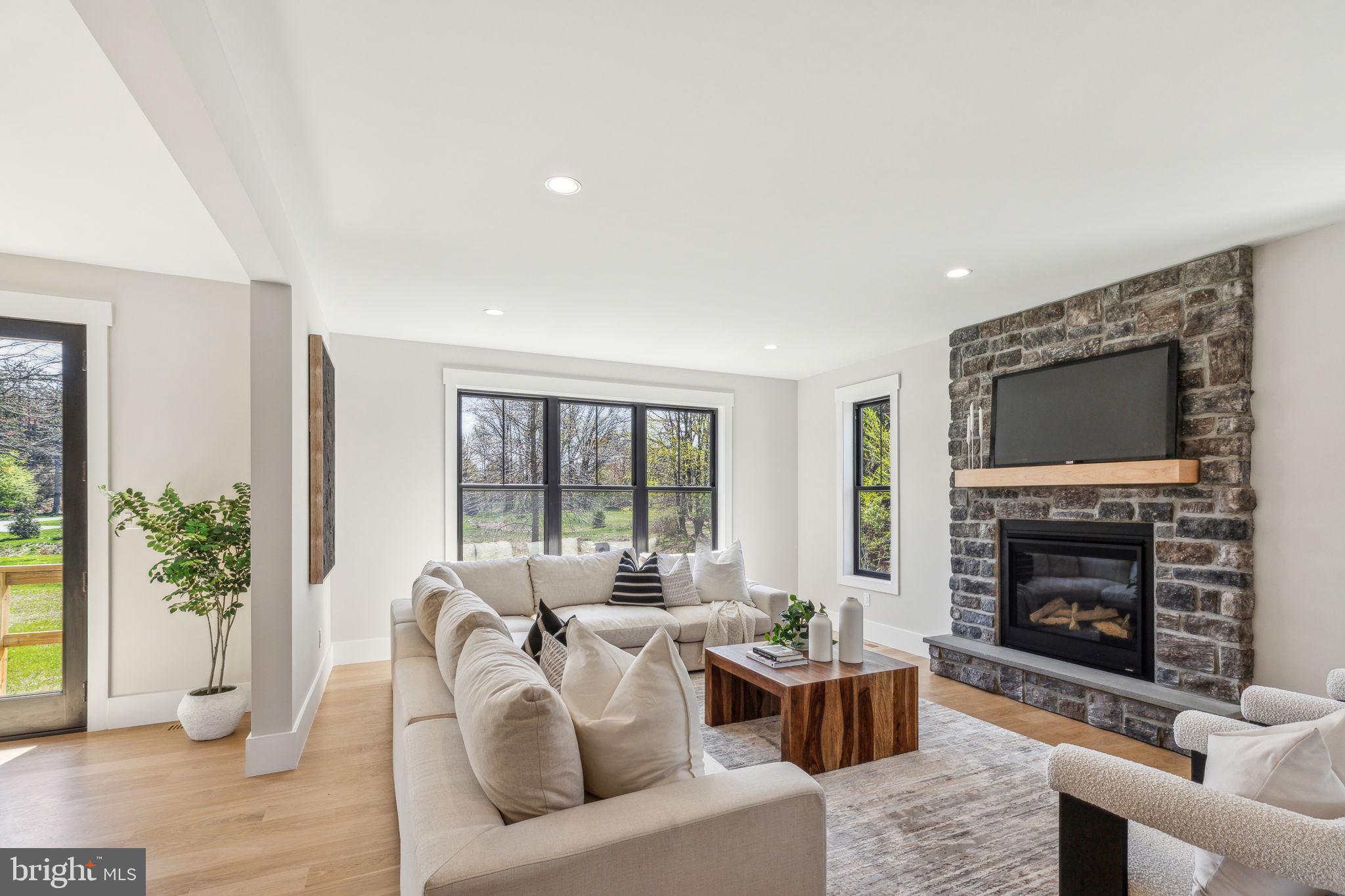 BLUE BELL - Residential