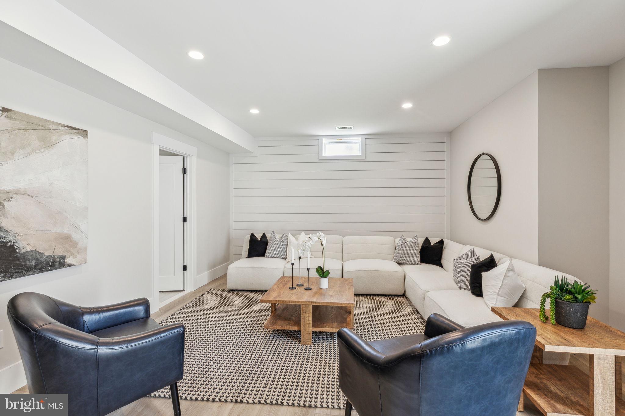 BLUE BELL - Residential