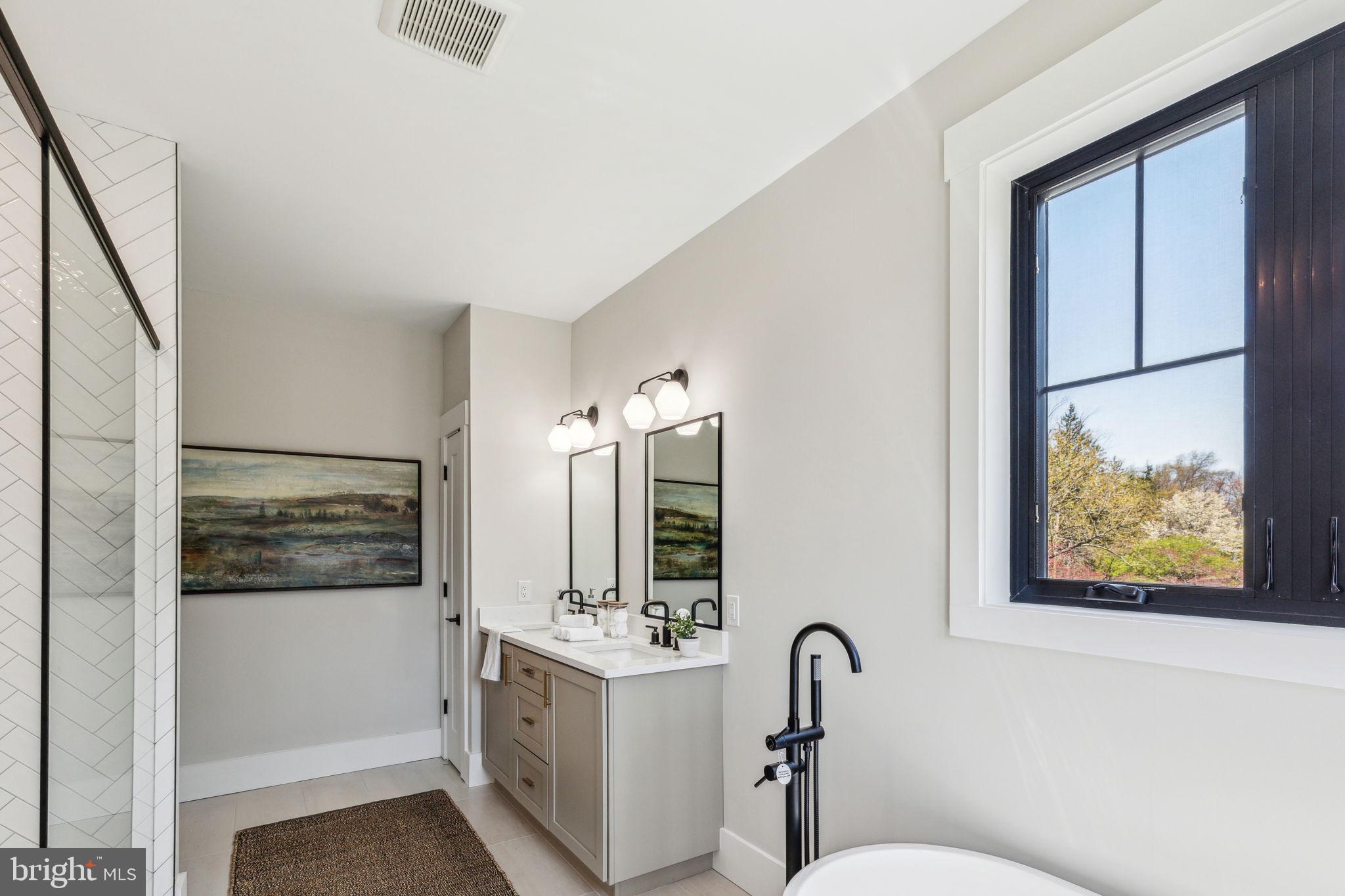 BLUE BELL - Residential