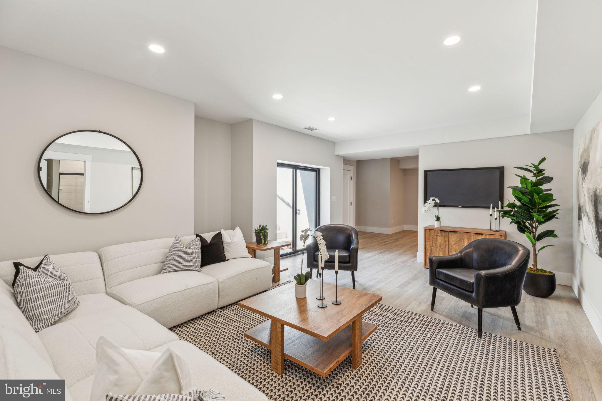 BLUE BELL - Residential