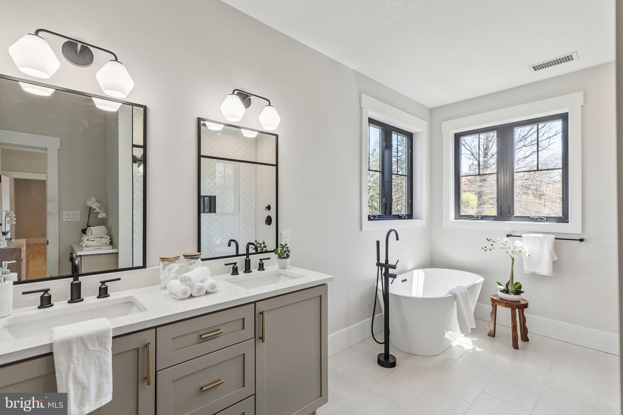 BLUE BELL - Residential