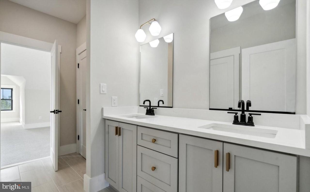 BLUE BELL - Residential