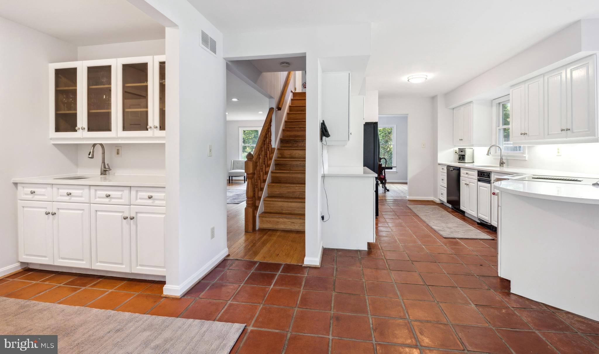 ANCHORAGE - Residential