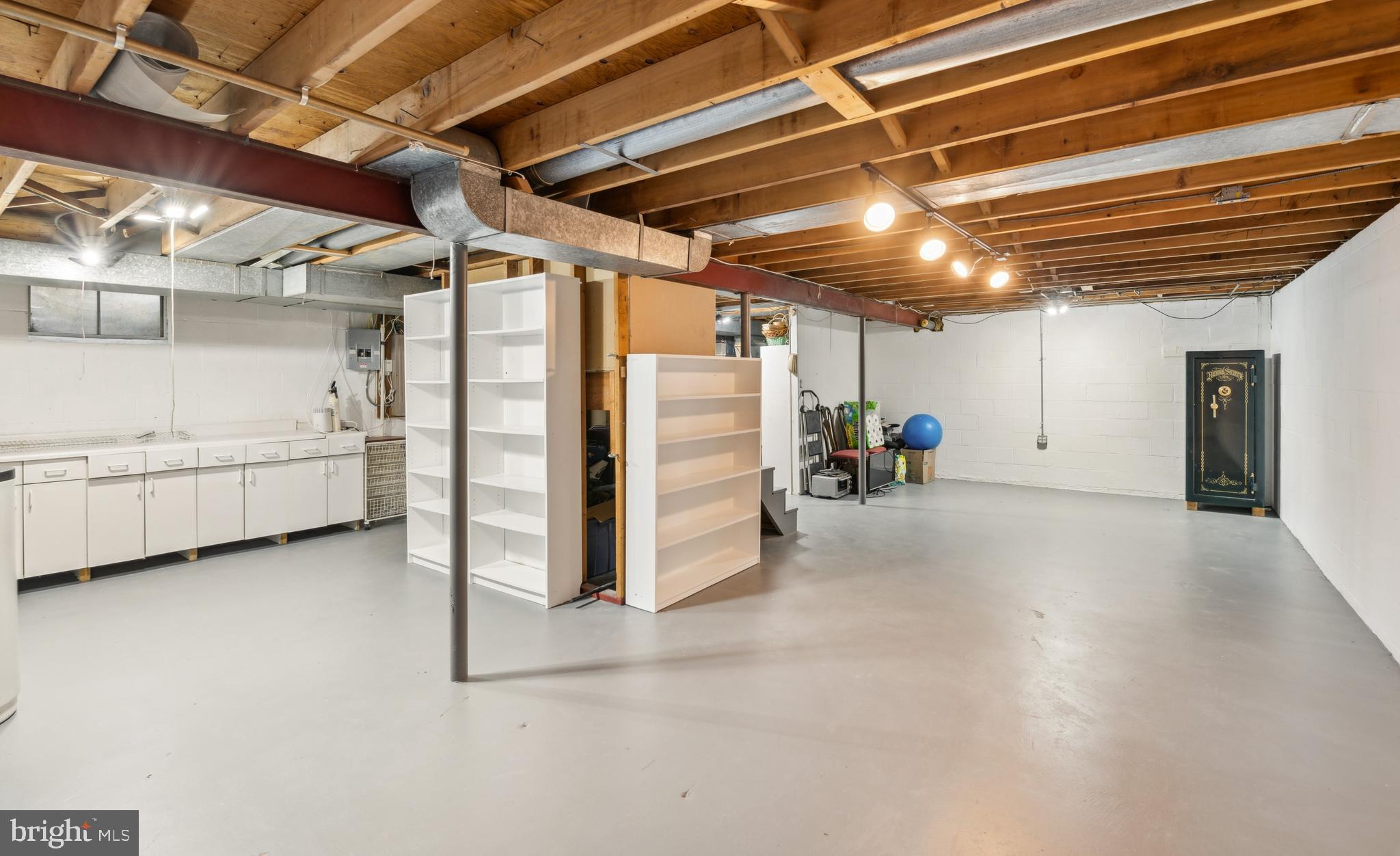 ANCHORAGE - Residential