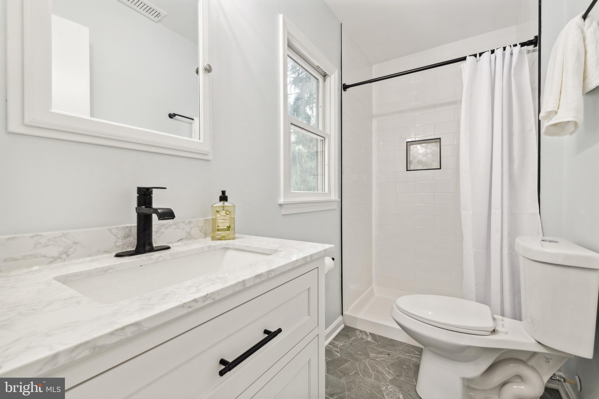 ANCHORAGE - Residential