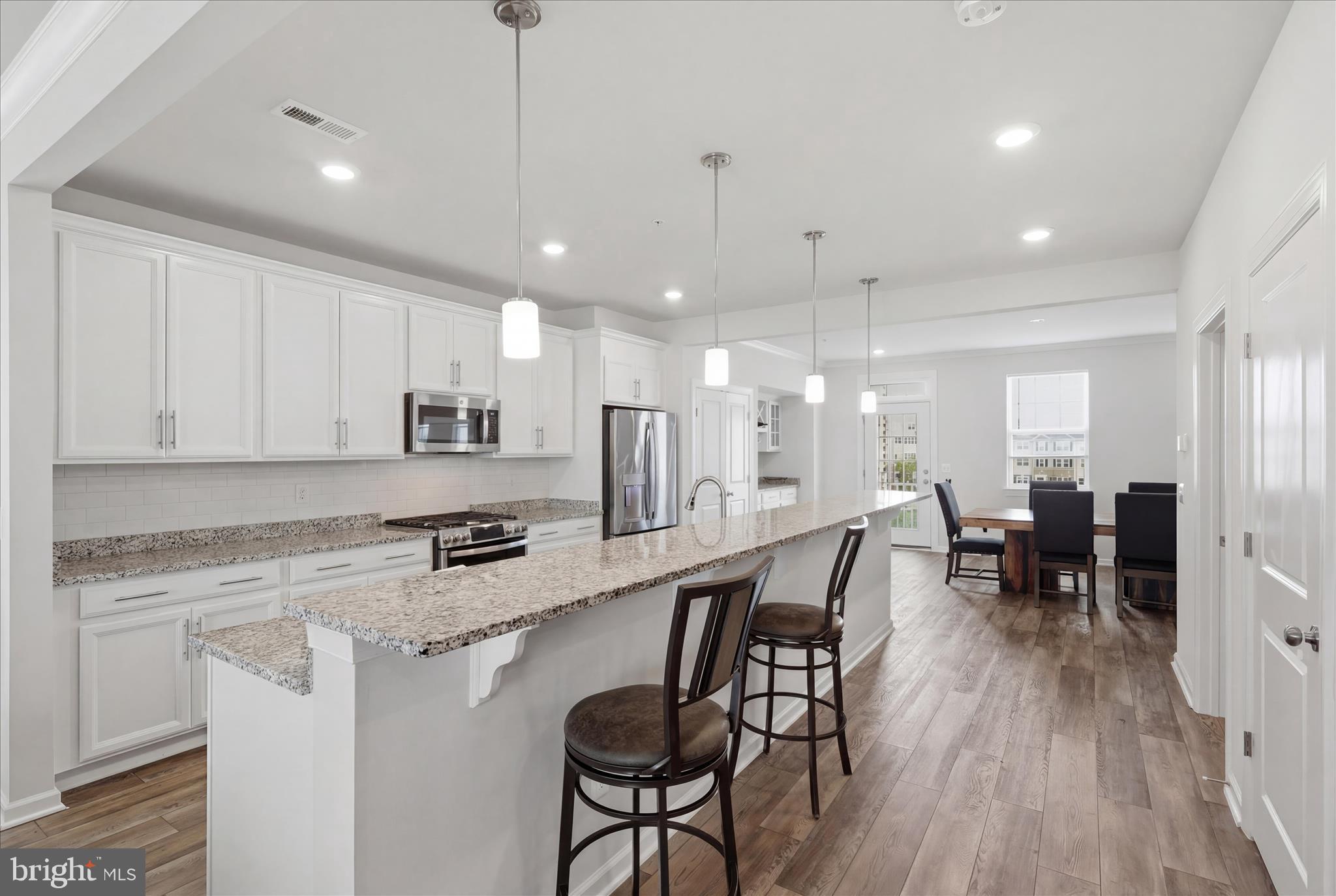 WESTVIEW SOUTH - Residential