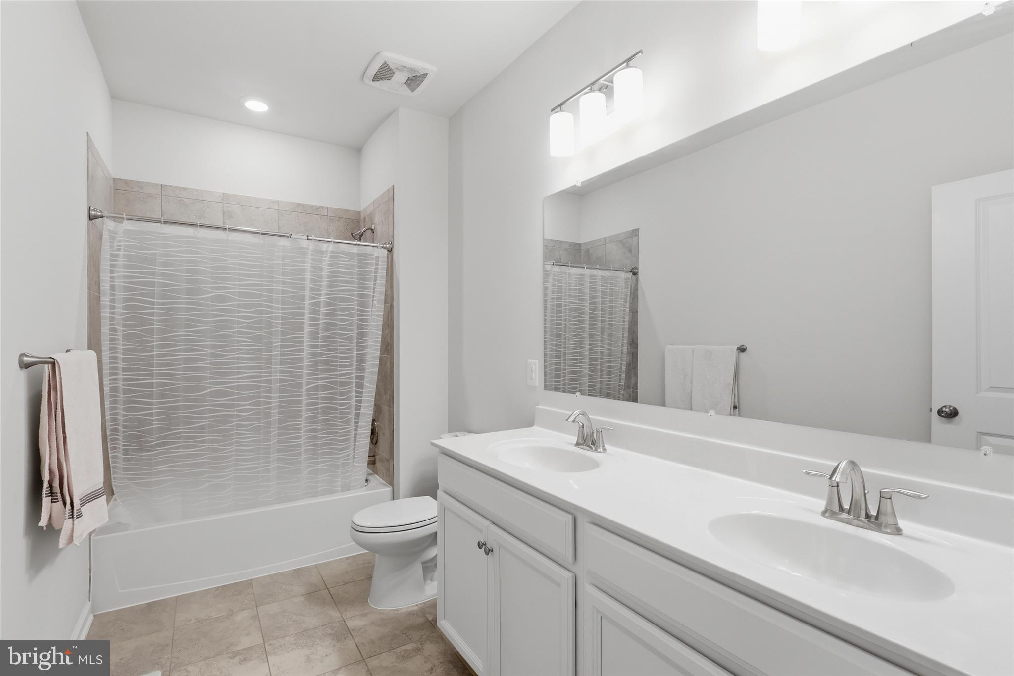 WESTVIEW SOUTH - Residential