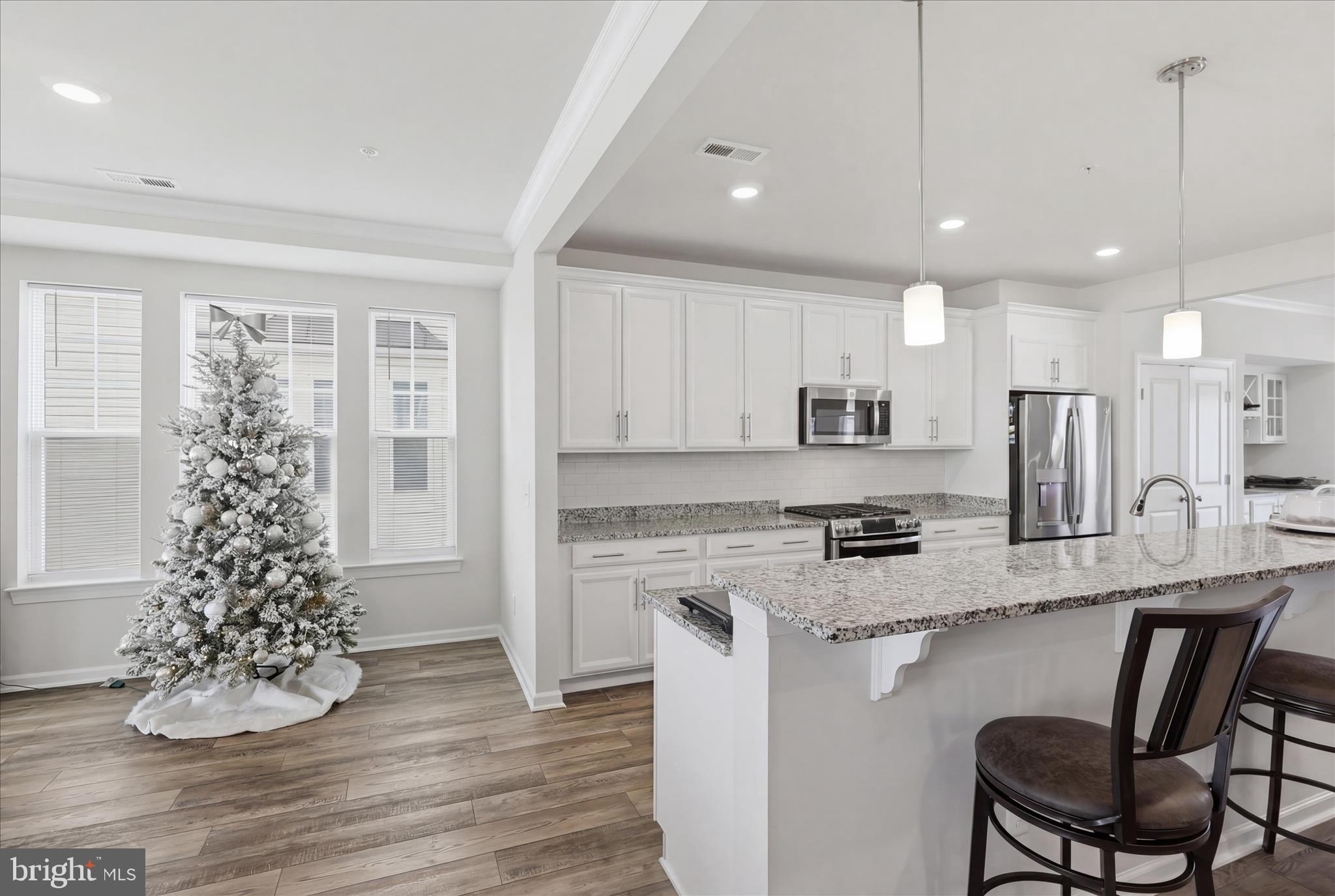 WESTVIEW SOUTH - Residential