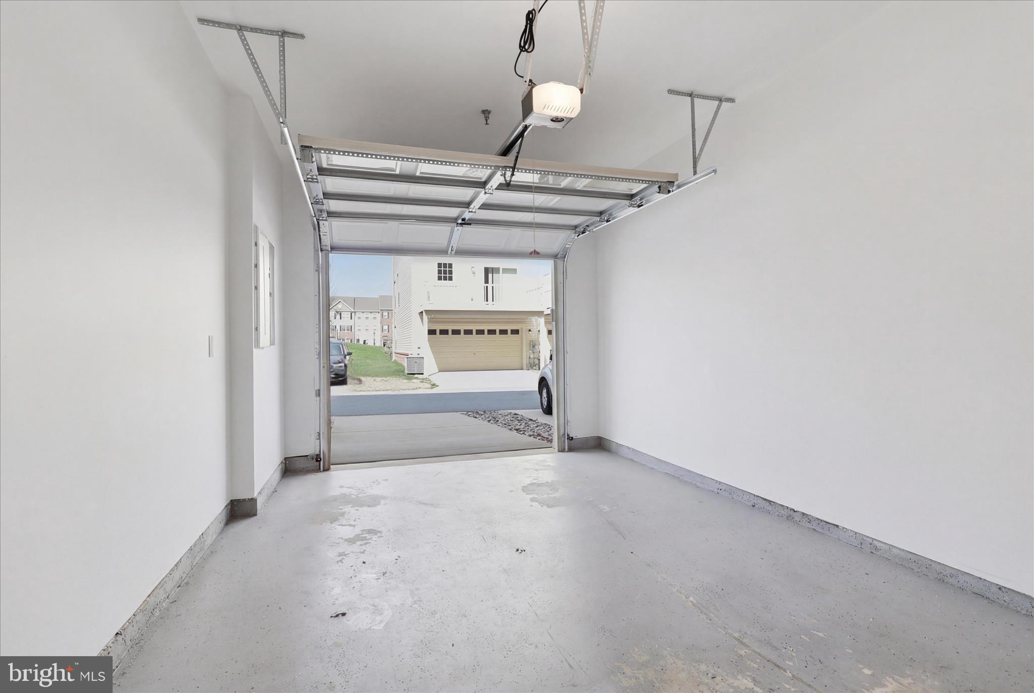 WESTVIEW SOUTH - Residential