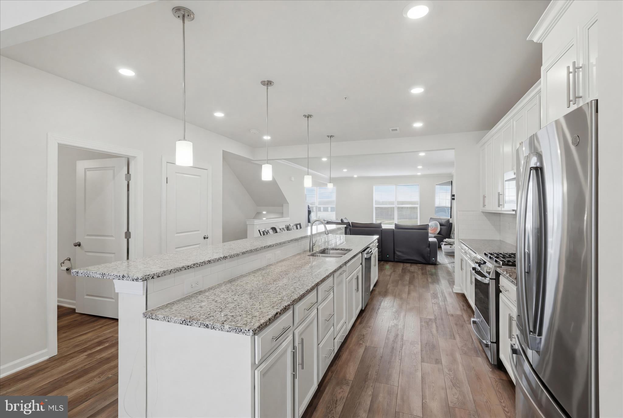 WESTVIEW SOUTH - Residential