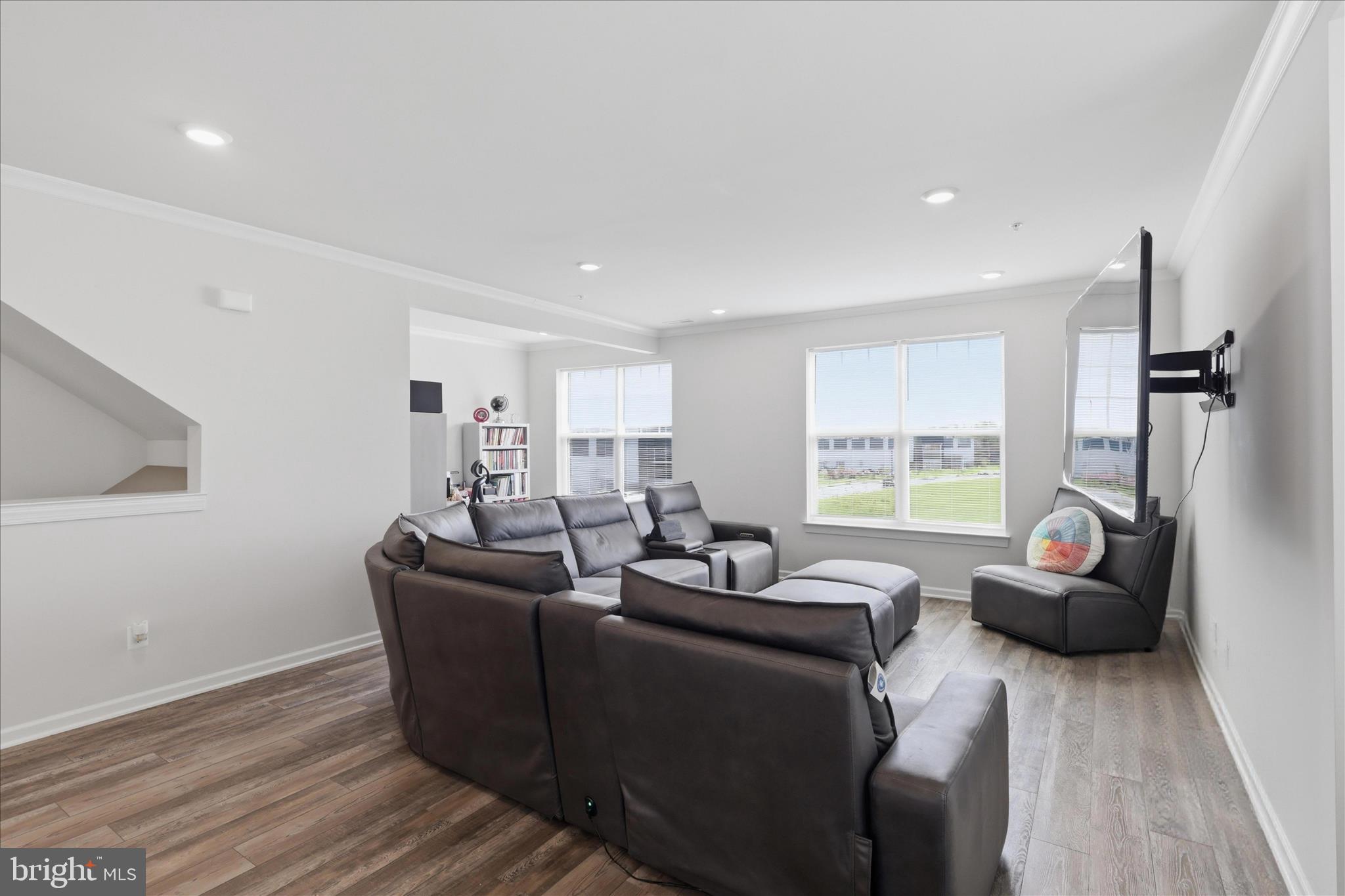 WESTVIEW SOUTH - Residential