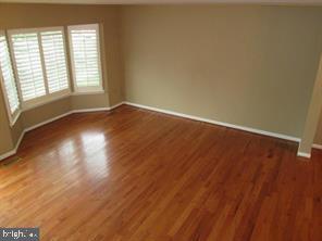 CLIFTON TOWNES - Residential Lease