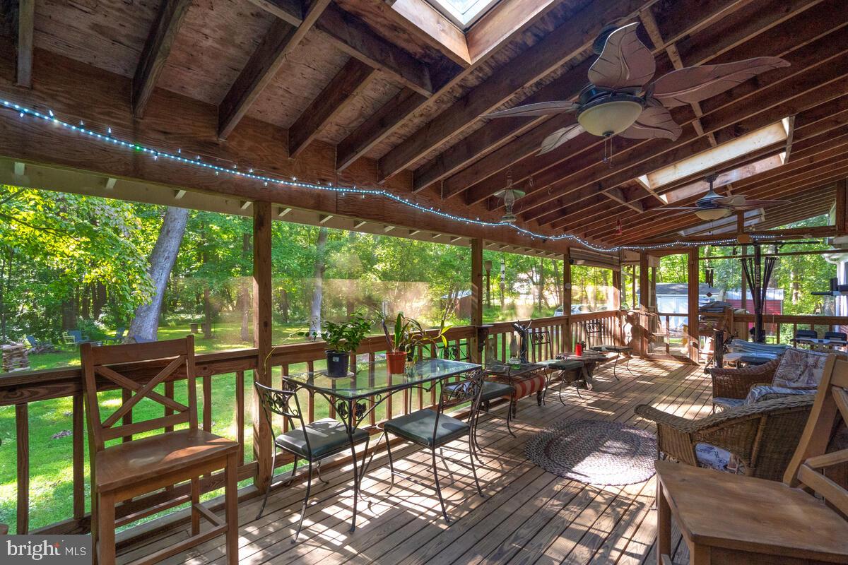 LAYTONSVILLE OUTSIDE - Residential