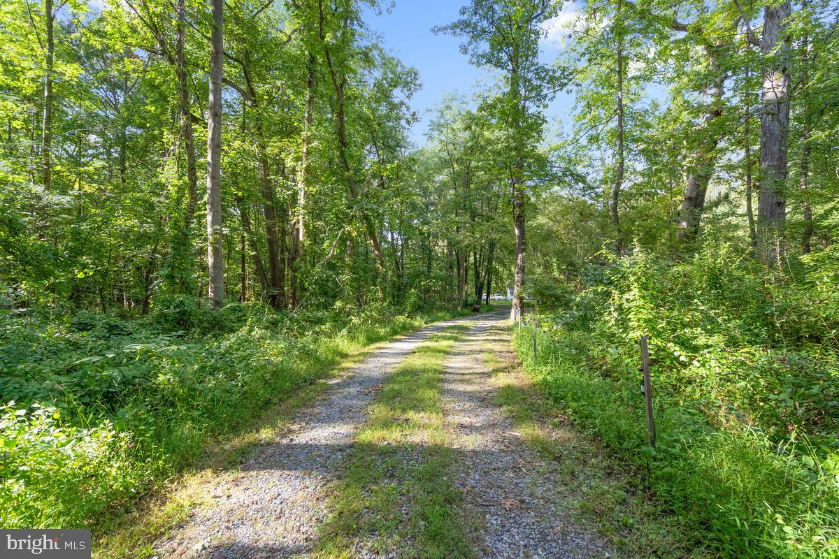 LAYTONSVILLE OUTSIDE - Residential