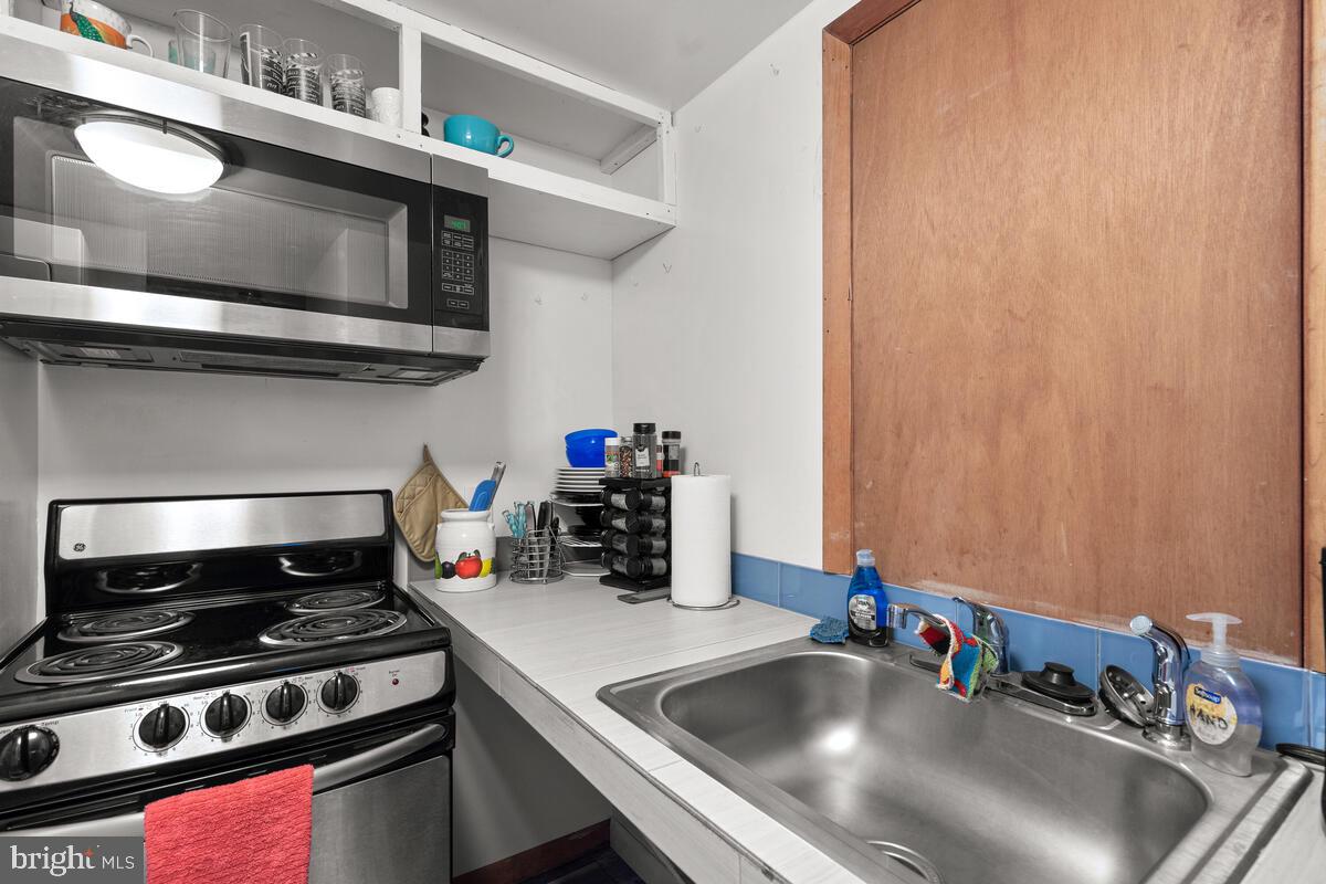 LAYTONSVILLE OUTSIDE - Residential