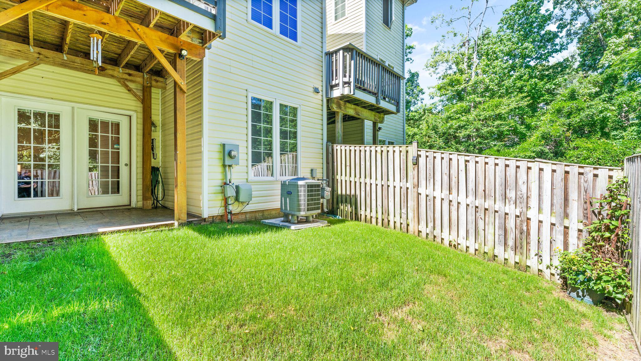 OAK LEATHER TOWNHOMES - Residential