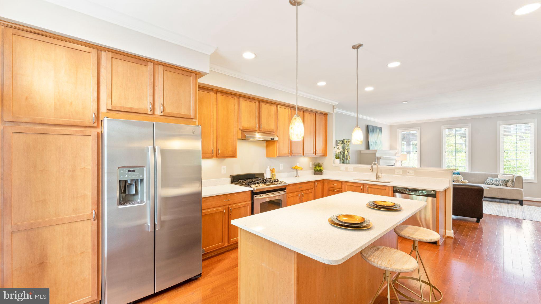 OAK LEATHER TOWNHOMES - Residential