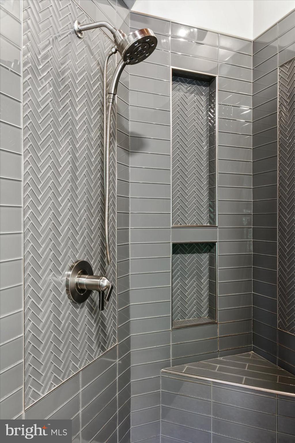 KINGSPOINT - Residential