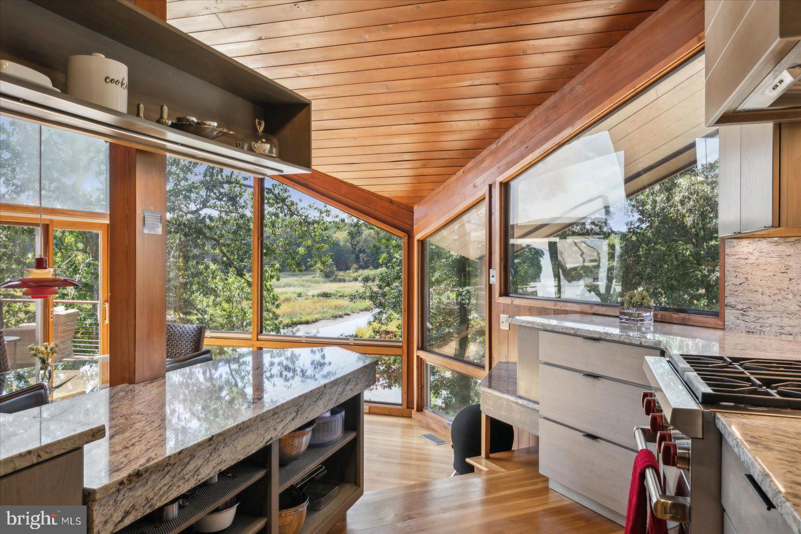 KINGSPOINT - Residential