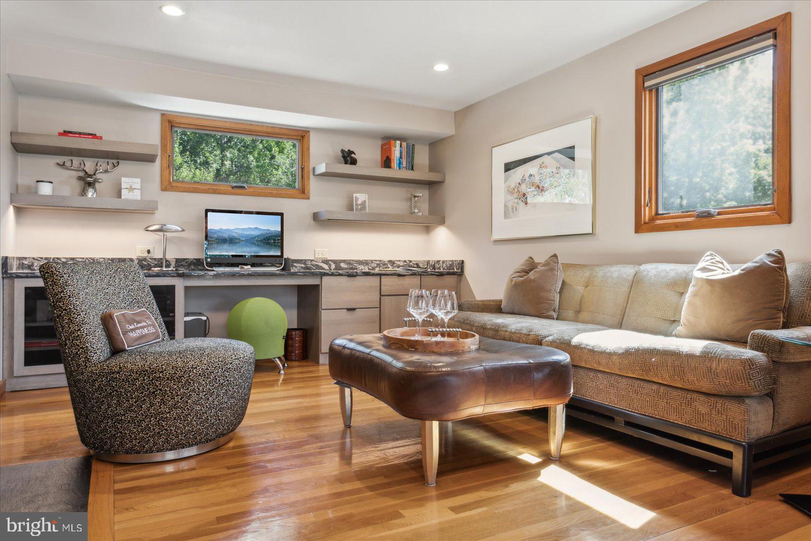 KINGSPOINT - Residential