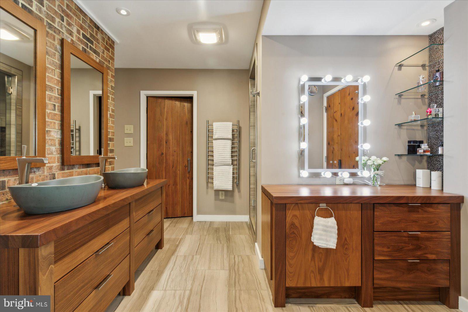 KINGSPOINT - Residential