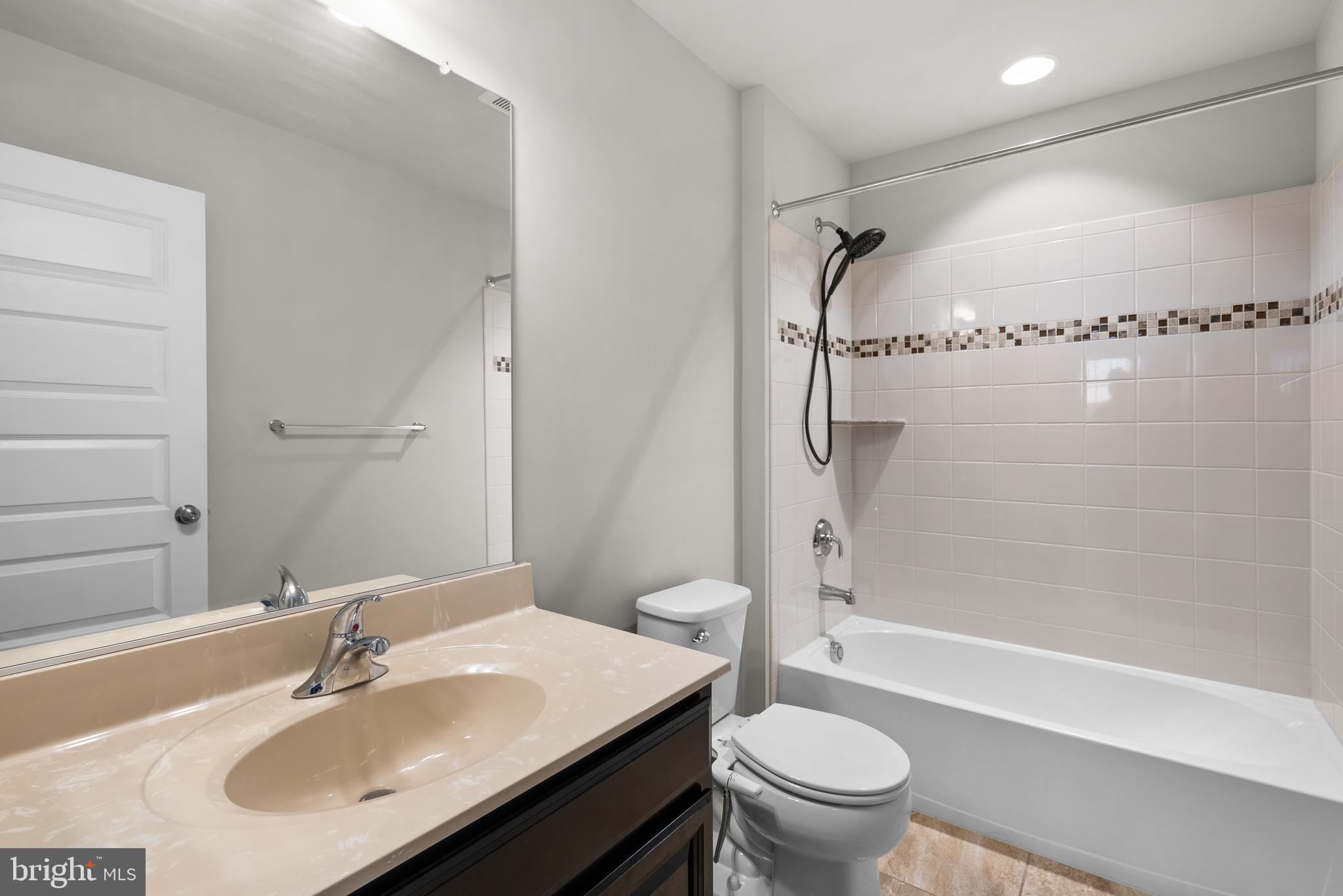 UPPER MARLBORO - Residential