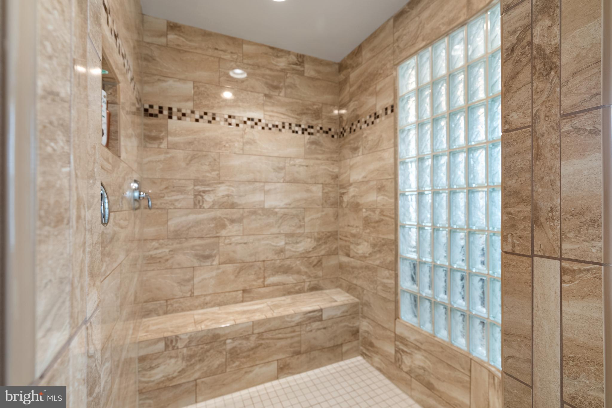 UPPER MARLBORO - Residential