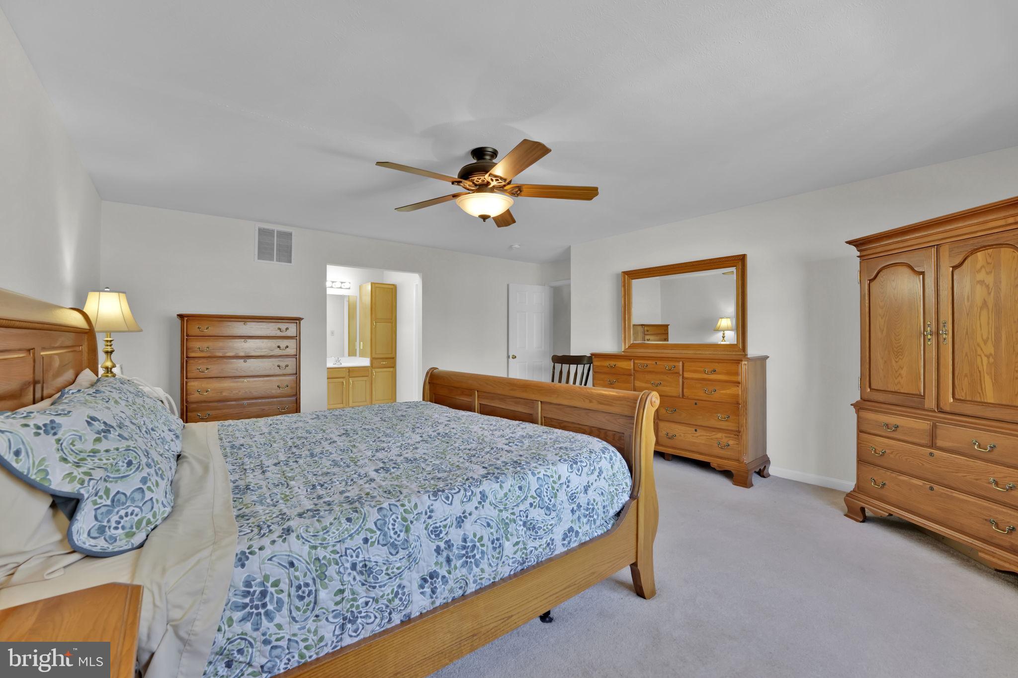 THE MEADOWS - Residential