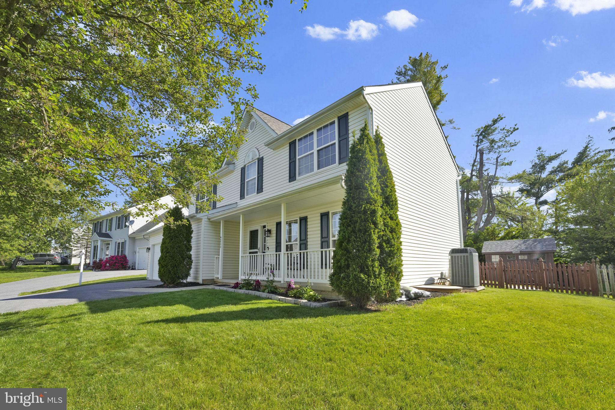 THE MEADOWS - Residential