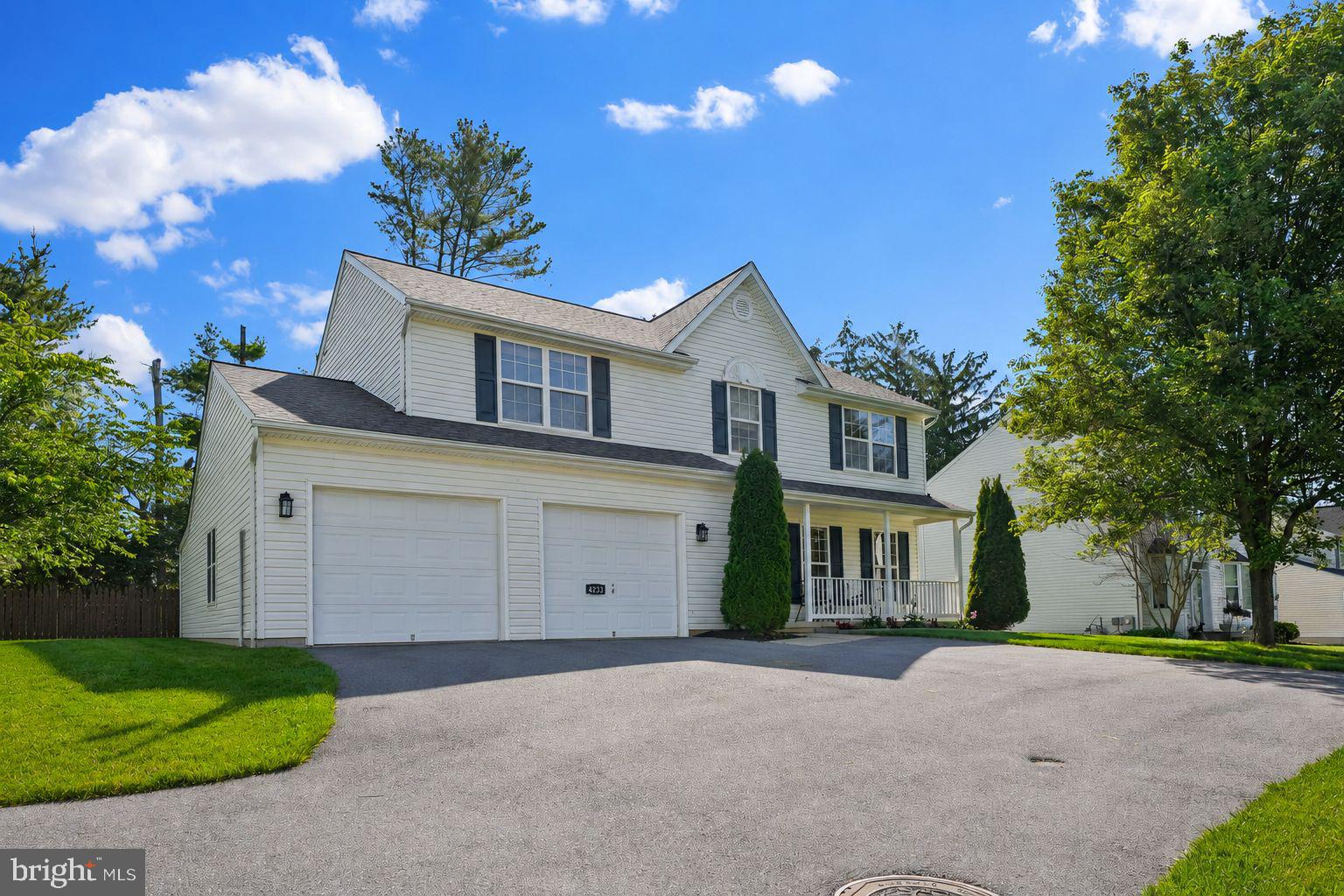 THE MEADOWS - Residential