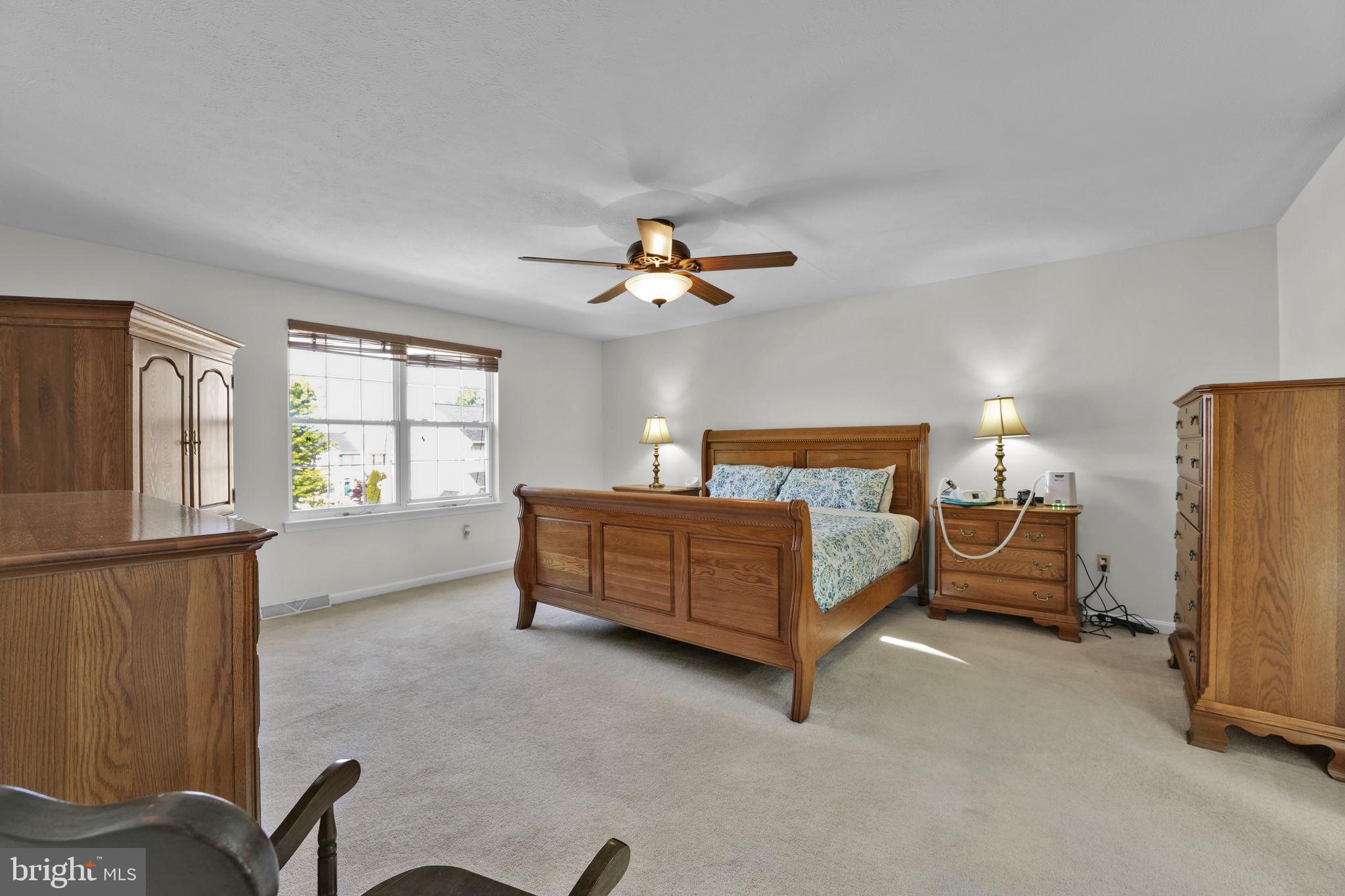 THE MEADOWS - Residential