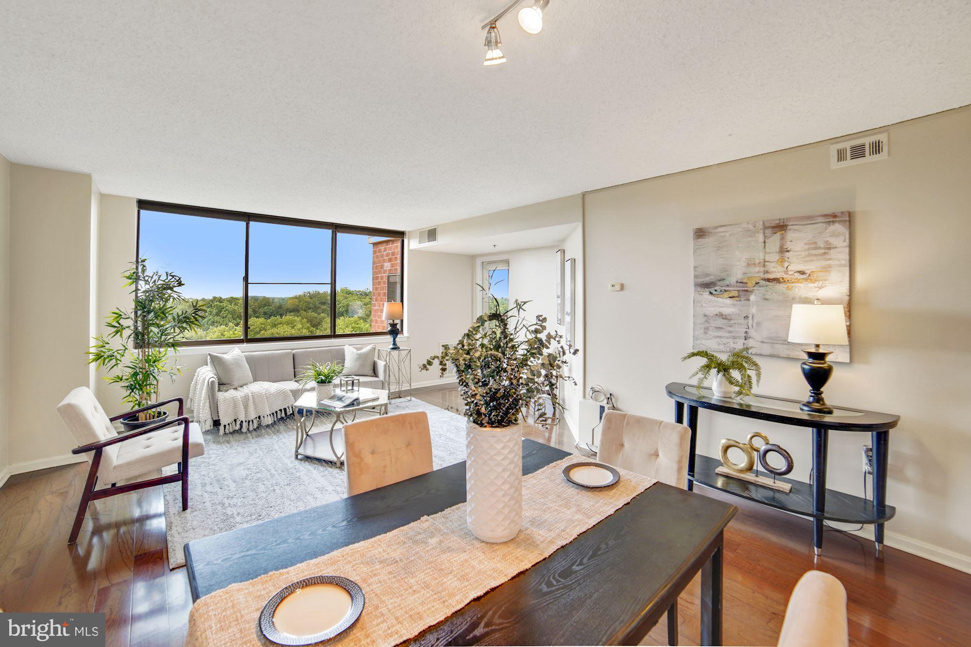 10101 GROSVENOR PLACE 1818