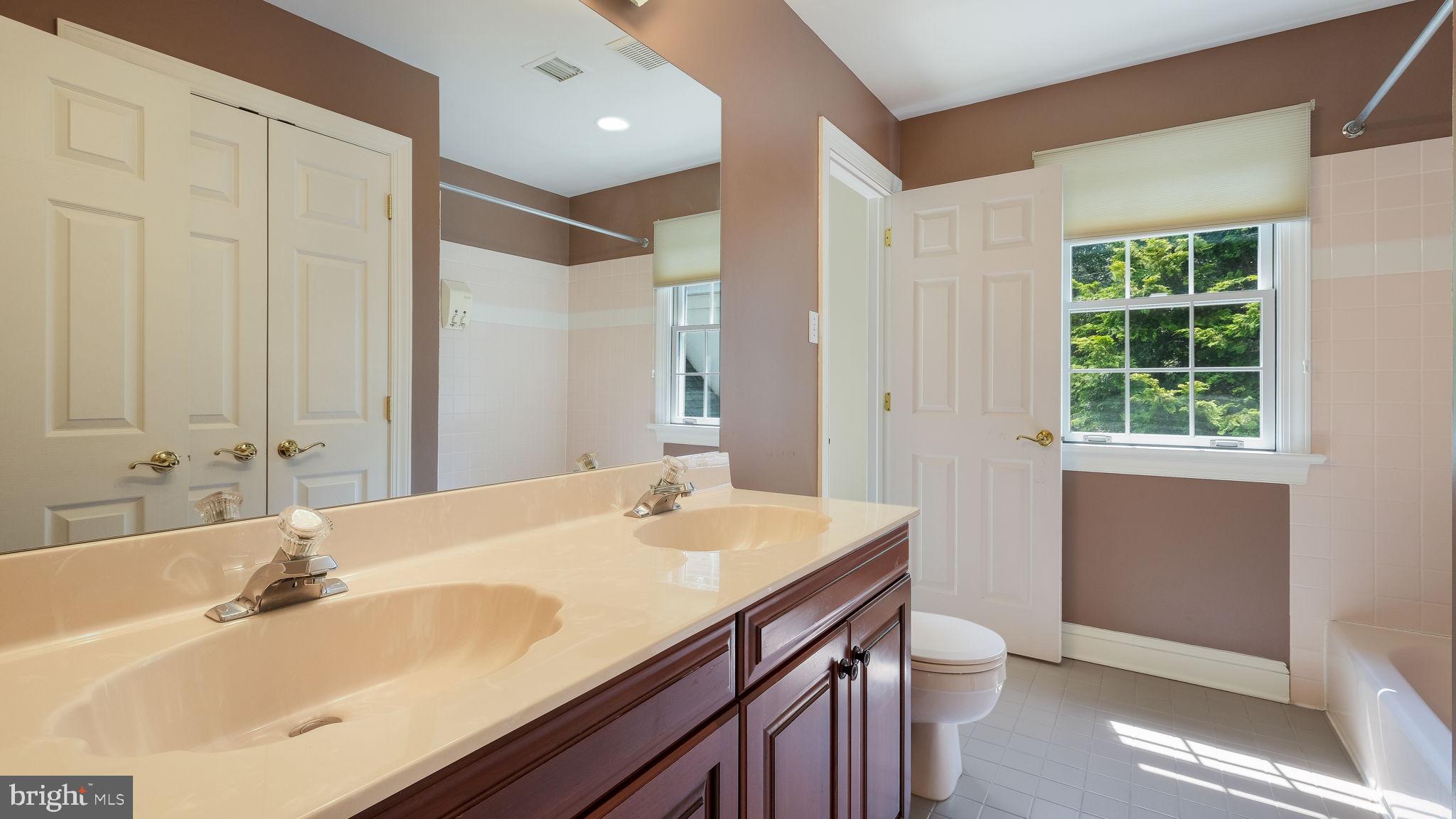 ASH MILL - Residential